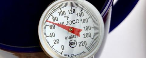 Bi metal stem deals thermometer