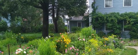 Moffatt-Ladd House and Garden in Portsmouth