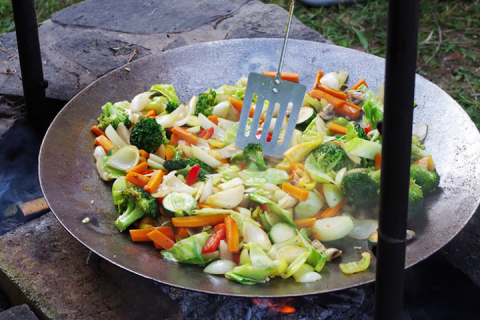 cooking mixed vegetables 