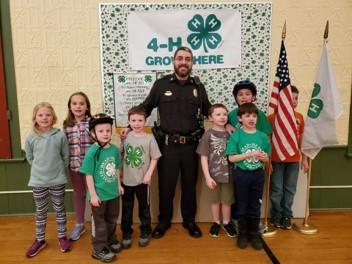 4-H members meet local PD