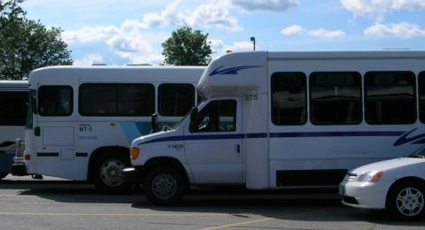 UNH Shuttle Buses