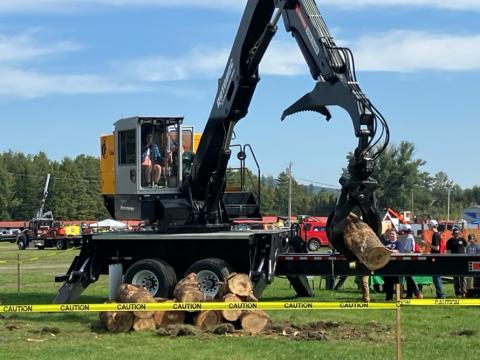 Grapple skidder