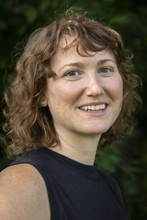 Emily Baisden headshot